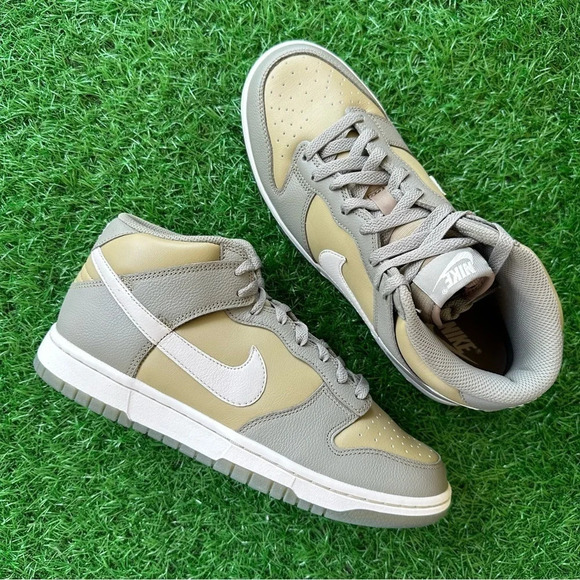 Nike Dunk Mid Dark Stucco / Light Bone - Picture 3 of 8